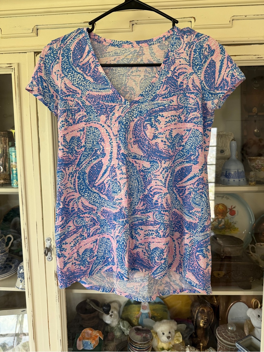 Lilly Pulitzer Pink & Blue Paisley V-Neck Short Sleeve Tee